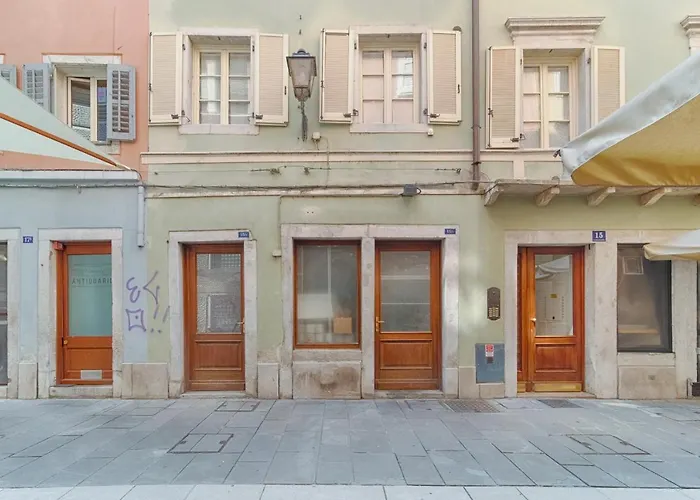 Il Rifugio Del Principe-ampio Monolocale In Centro Appartement Trieste