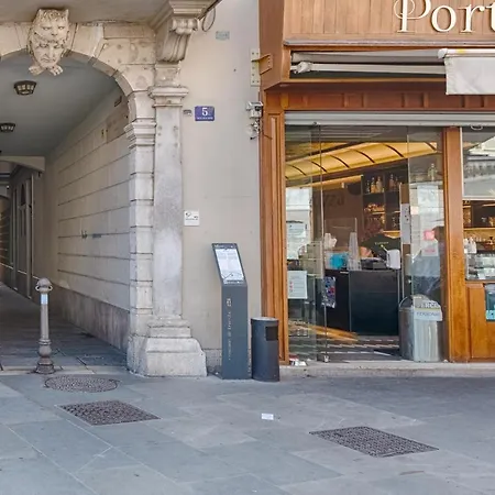 Il Rifugio Del Principe-ampio Monolocale In Centro Apartment *